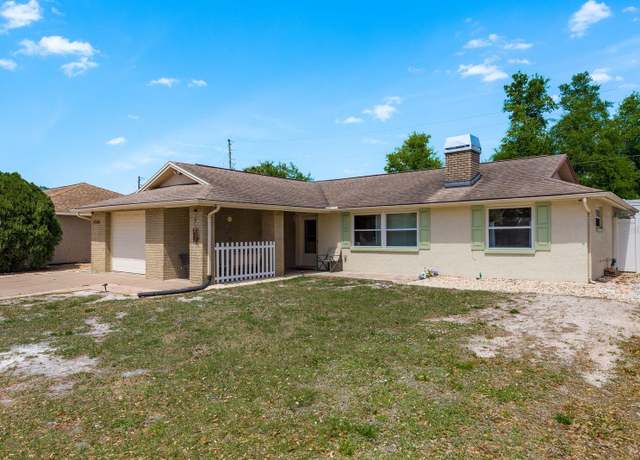 Property at 6831 Greenwich Ave, New Port Richey, FL 34653, 2 beds, 2 baths