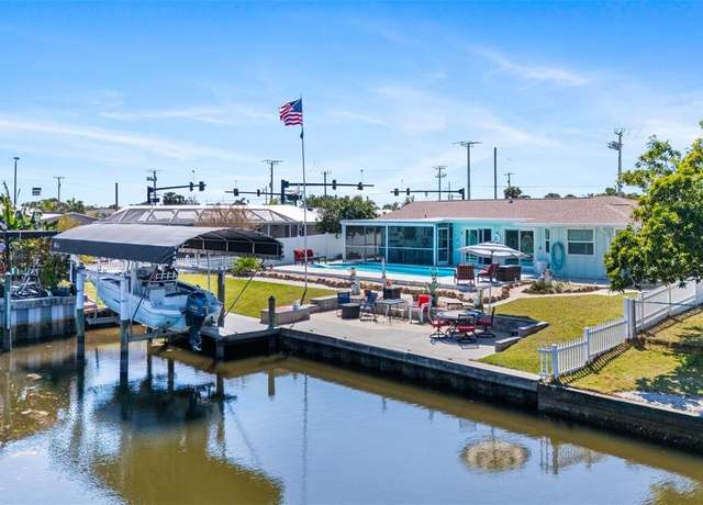 Property at 21184 Edgewater Dr, Port Charlotte, FL 33952, 2 beds, 2 baths