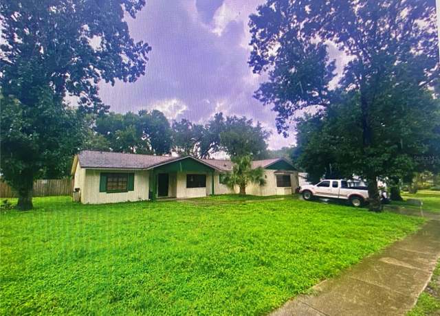 Property at 120 Kaywood Dr, Sanford, FL 32771, 4 beds, 2 baths