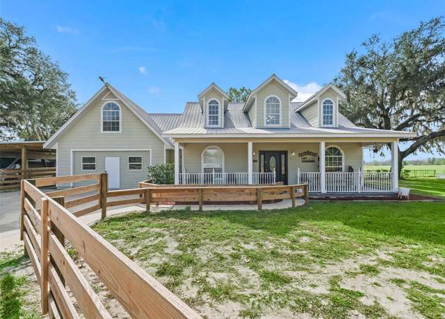 Property at 9451 NE 107th Ct, Bronson, FL 32621, 8 beds, 6.5 baths