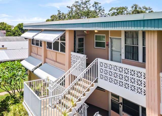 Property at 445 32nd Ave N Unit W301, St Petersburg, FL 33704, 2 beds, 1 bath