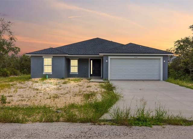 Property at 1219 Alafia Way, Kissimmee, FL 34759, 4 beds, 2 baths