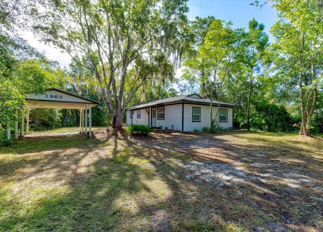 Property at 1965 2nd Ave, Deland, FL 32724, 3 beds, 1 bath