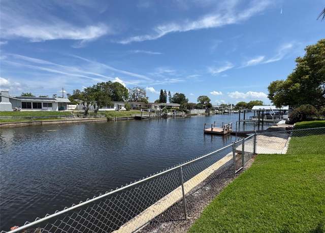 Property at 1412 Linstock Dr, Holiday, FL 34690, 2 beds, 2 baths