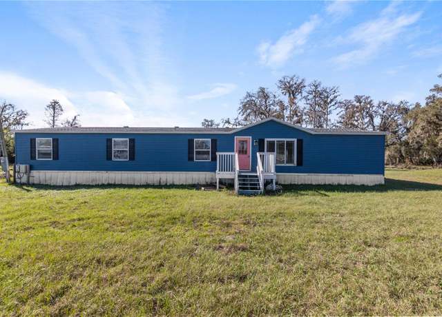 Property at 8428 Highland Pines Ct, Plant City, FL 33565, 4 beds, 3 baths