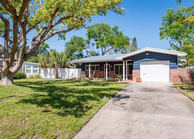 Property at 2019 Inner Cir S, St Petersburg, FL 33712, 2 beds, 2 baths