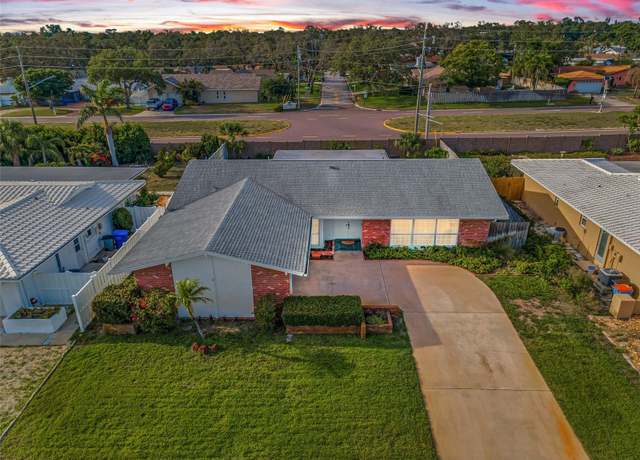 Property at 14341 Passage Way, Seminole, FL 33776, 4 beds, 3 baths