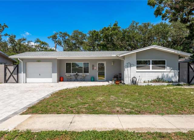 Property at 1144 Woodbrook Dr, Largo, FL 33770, 3 beds, 2 baths