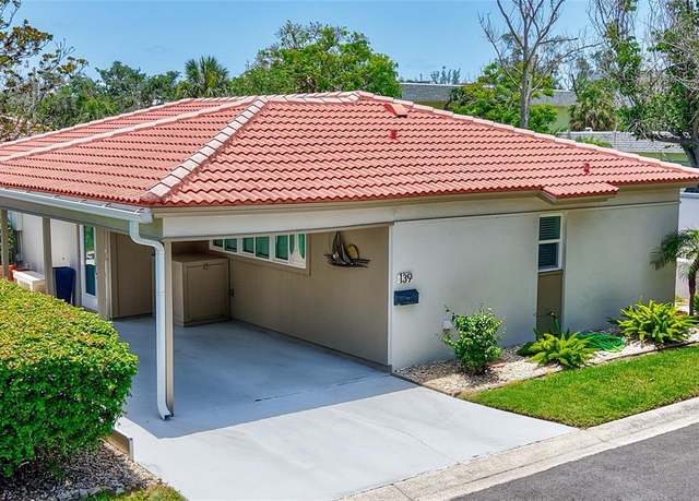 Property at 139 Vista Hermosa Cir, Sarasota, FL 34242, 2 beds, 2 baths