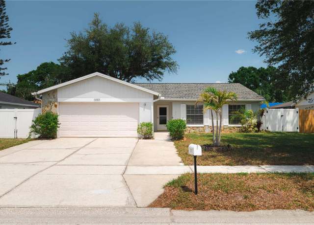 Property at 12815 Tallowood Dr, Riverview, FL 33579, 4 beds, 2 baths