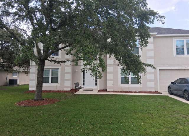 Property at 11 Zircon Ct, Palm Coast, FL 32164, 5 beds, 2.5 baths