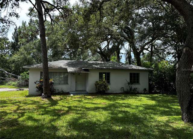 Property at 1016 Pinebrook Dr, Clearwater, FL 33755, 2 beds, 1 bath