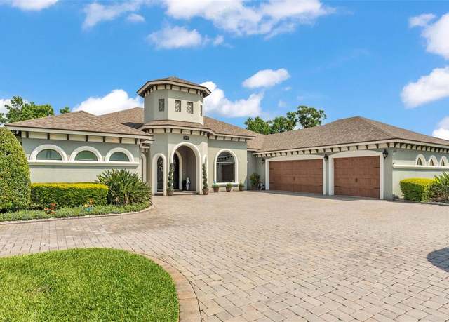 Property at 6475 Avalon Woods Dr, Lakeland, FL 33813, 4 beds, 4.5 baths