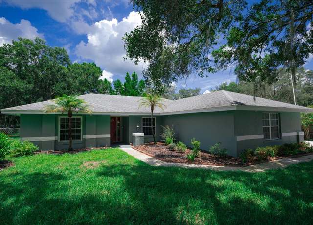 Property at 1446 Covey Cir N, Lakeland, FL 33809, 3 beds, 2 baths
