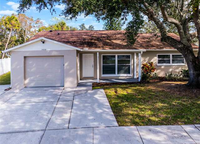 Property at 7939 Riverdale Dr, New Port Richey, FL 34653, 3 beds, 2.5 baths