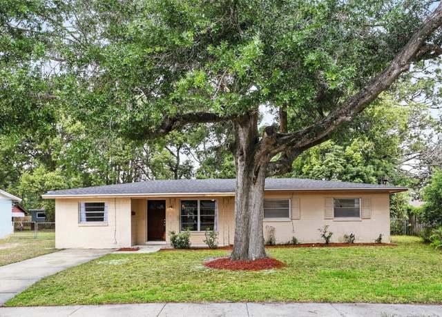 Property at 17 W Nightingale St, Apopka, FL 32712, 3 beds, 2 baths