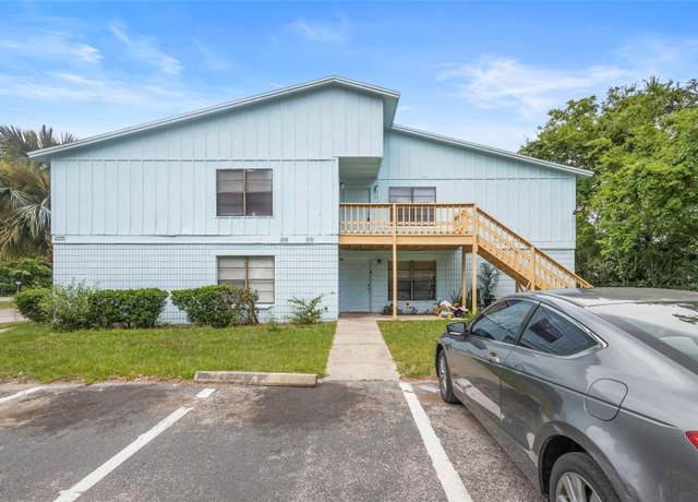 Property at 2404 SW 31st Pl, Gainesville, FL 32608, 16 beds, 8 baths