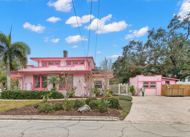 Property at 700 S Prospect Ave, Clearwater, FL 33756, 4 beds, 2 baths