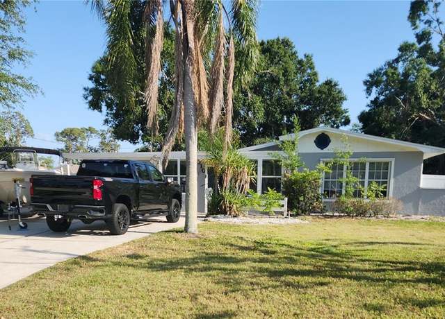 Property at 310 4th Ave SW, Ruskin, FL 33570, 4 beds, 2 baths