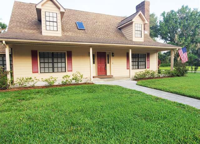 Property at 2615 Southern Oaks Pl, Plant City, FL 33566, 3 beds, 2.5 baths
