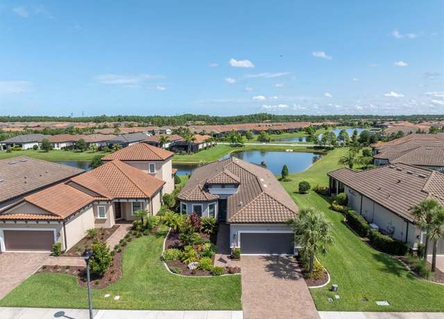 Property at 3167 Forsythia Dr, Odessa, FL 33556, 3 beds, 3.5 baths