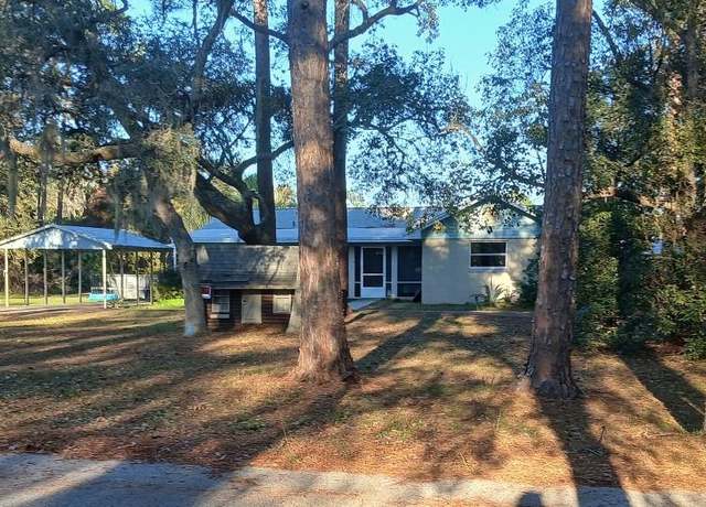 Property at 43648 S Island Dr, Paisley, FL 32767, 3 beds, 2 baths