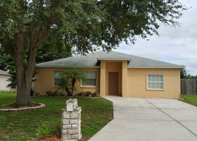 Property at 122 Cherokee Dr, Auburndale, FL 33823, 3 beds, 2 baths