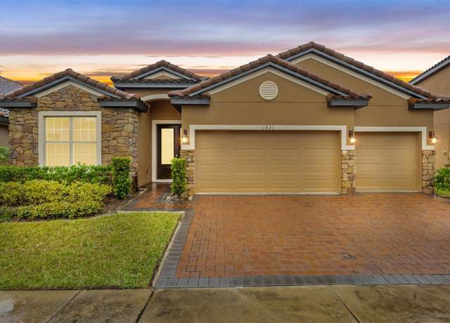 Property at 1821 Benoit Ter, Davenport, FL 33837, 4 beds, 3 baths