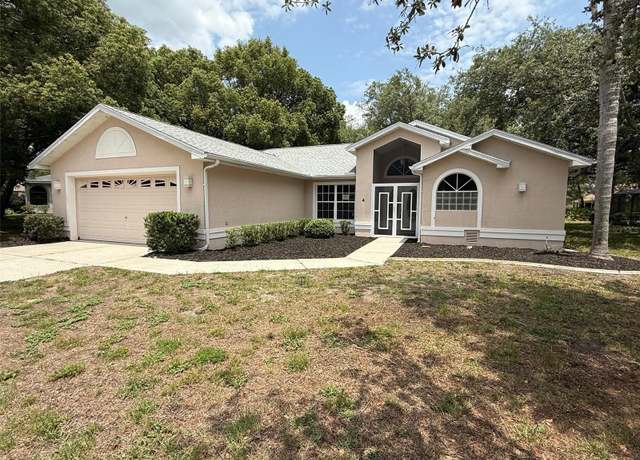 Property at 4 Sandpine Ct W, Homosassa, FL 34446, 3 beds, 2 baths