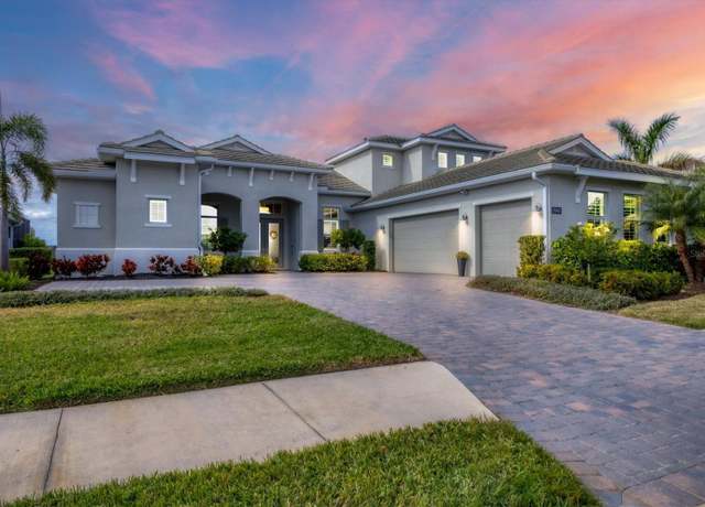 Property at 7940 Redonda Loop, Bradenton, FL 34202, 3 beds, 4.5 baths