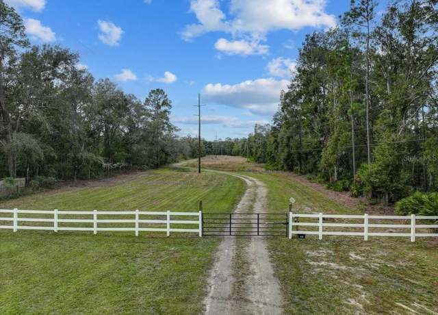 Property at 310 N Otter Creek Ave, Bronson, FL 32621