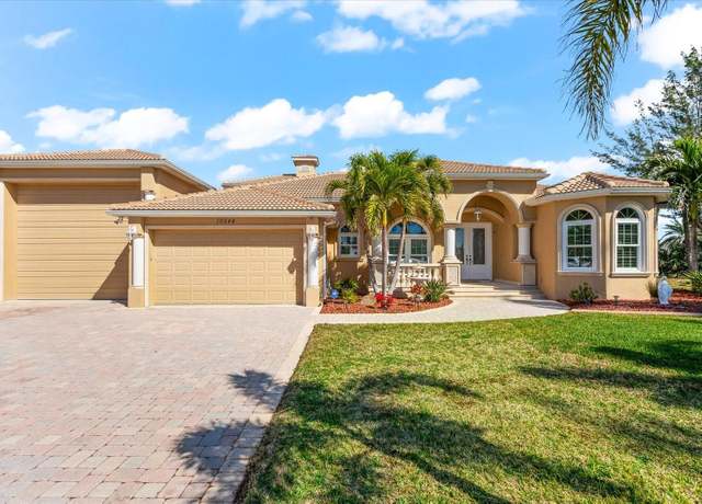 Property at 10544 Poughkeepsie Cir, Port Charlotte, FL 33981, 4 beds, 4 baths