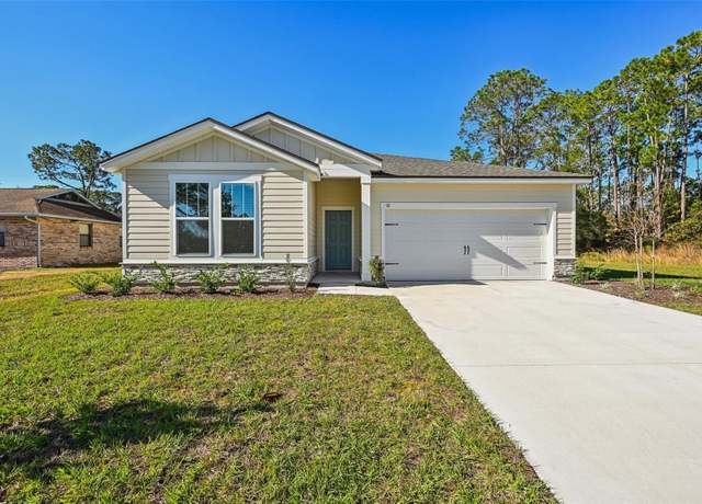 Property at 10 Becker Ln, Palm Coast, FL 32137, 3 beds, 2 baths