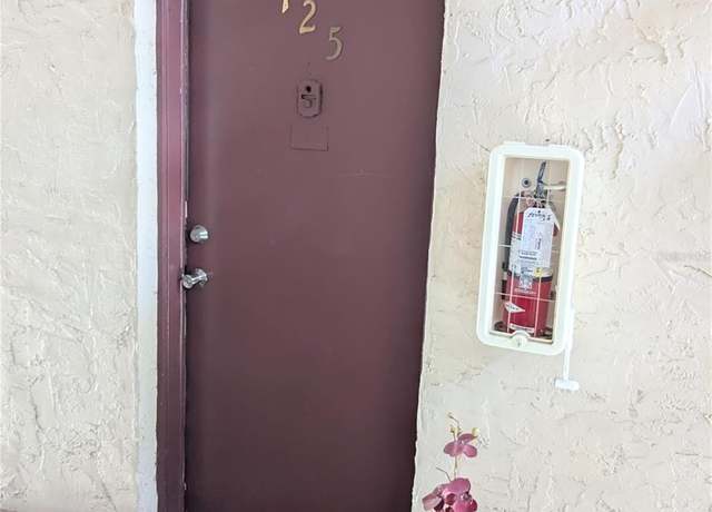 Property at 3840 N Lake Dr #125, Tampa, FL 33614, 1 bed, 1 bath