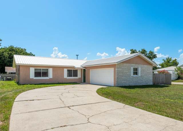 Property at 920 York Dr, Brandon, FL 33510, 3 beds, 2 baths