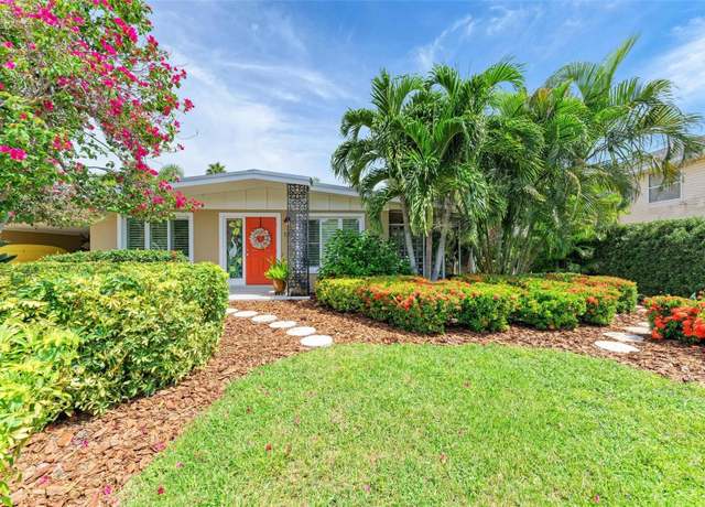 Property at 136 Crescent Dr, Anna Maria, FL 34216, 2 beds, 2 baths