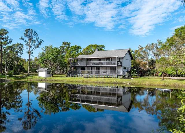 Property at 1471 Arcadia Ave, Sarasota, FL 34232, 5 beds, 3 baths