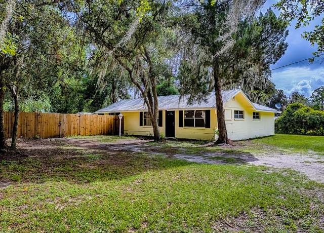 Property at 6731 Lake Griffin Rd, Lady Lake, FL 32159, 2 beds, 1.5 baths