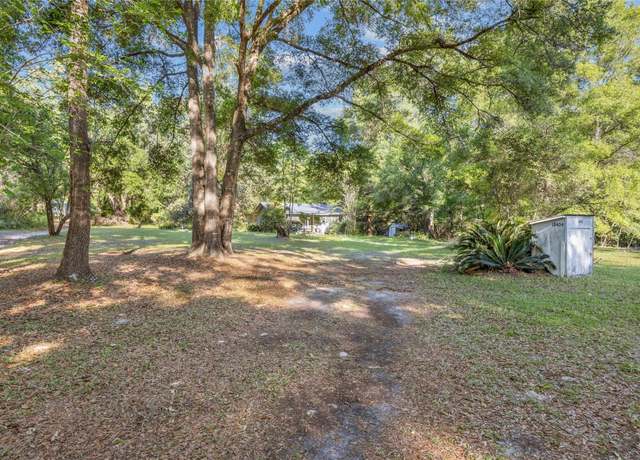 Property at 18404 NW 272nd Ter, High Springs, FL 32643, 2 beds, 1 bath