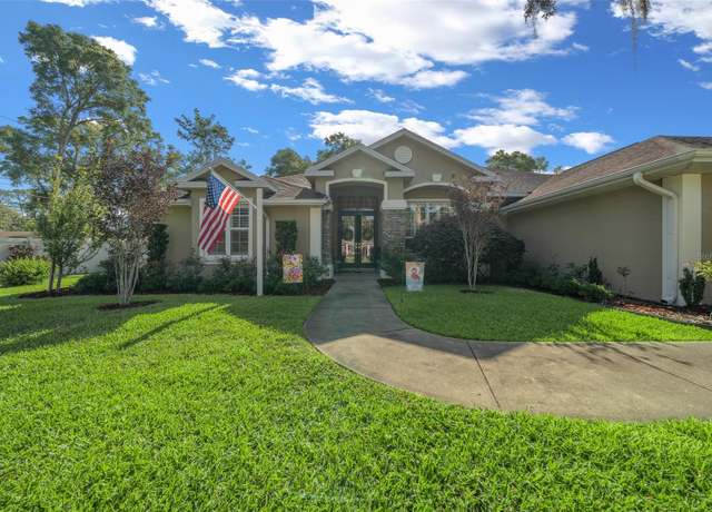 Property at 811 SE 49th Ave, Ocala, FL 34471, 4 beds, 2 baths