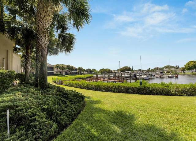 Property at 636 Yardarm Dr #636, Apollo Beach, FL 33572, 3 beds, 2.5 baths