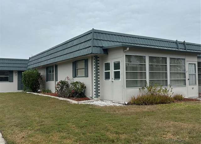 Property at 1811 Bedford Ln #162, Sun City Center, FL 33573, 1 bed, 1.5 baths