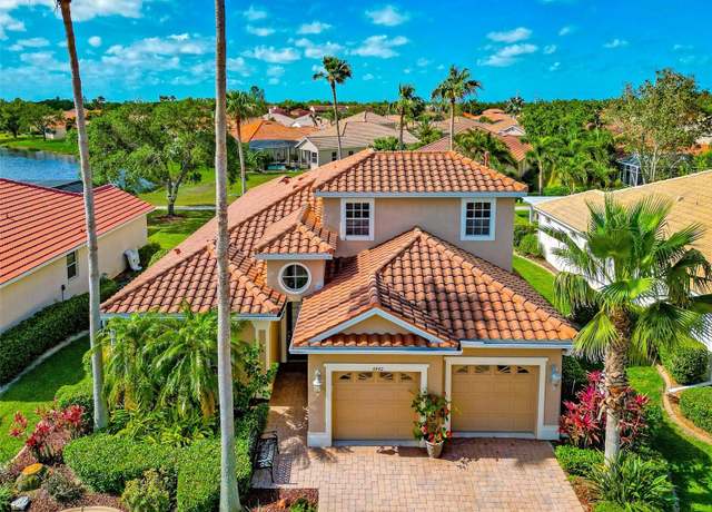 Property at 6442 Tailfeather Way, Bradenton, FL 34203, 4 beds, 2 baths