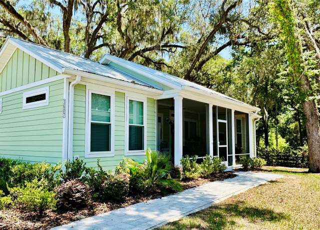 Property at 3607 Umbrella Tree Ln, Oxford, FL 34484, 2 beds, 2 baths