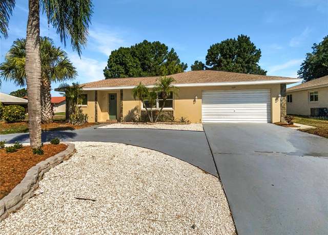 Property at 1019 Deer Run, Venice, FL 34293, 3 beds, 3 baths