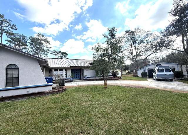 Property at 7090 Red Oak Loop, New Port Richey, FL 34654, 4 beds, 2 baths