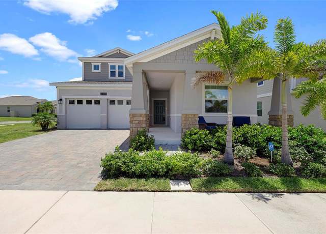 Property at 2388 Volunteer Ave, Kissimmee, FL 34744, 4 beds, 4 baths