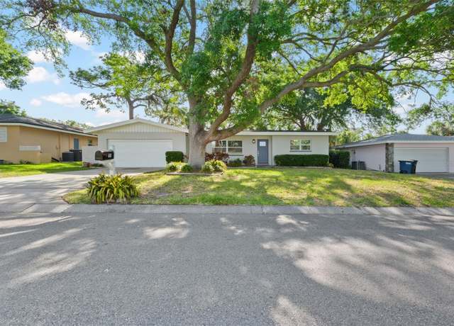 Property at 1105 Oakview Ave, Clearwater, FL 33756, 3 beds, 2 baths