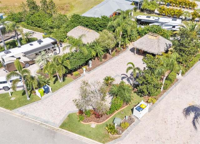 Property at 3158 Great Heron Loop, Polk City, FL 33868
