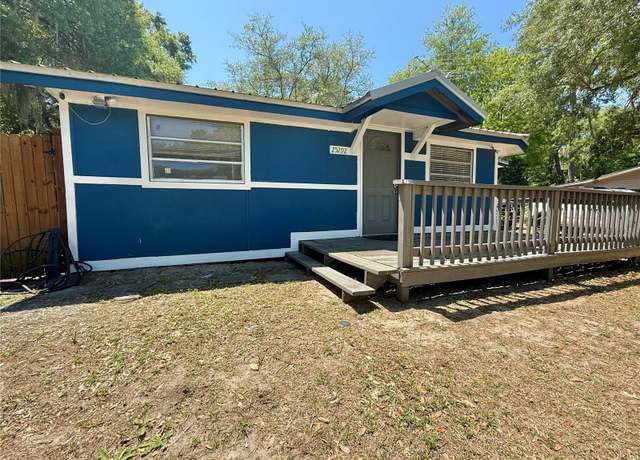 Property at 25292 NE 132nd Ln, Fort Mc Coy, FL 32134, 3 beds, 1 bath